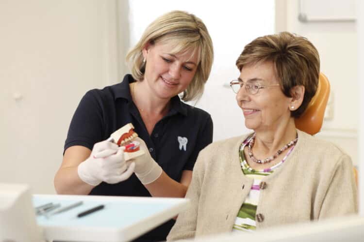 ZMP gesucht bei Zahnarzt Wetzlar - Stellenangebot Zahnmedizinische Prophylaxeassistentin